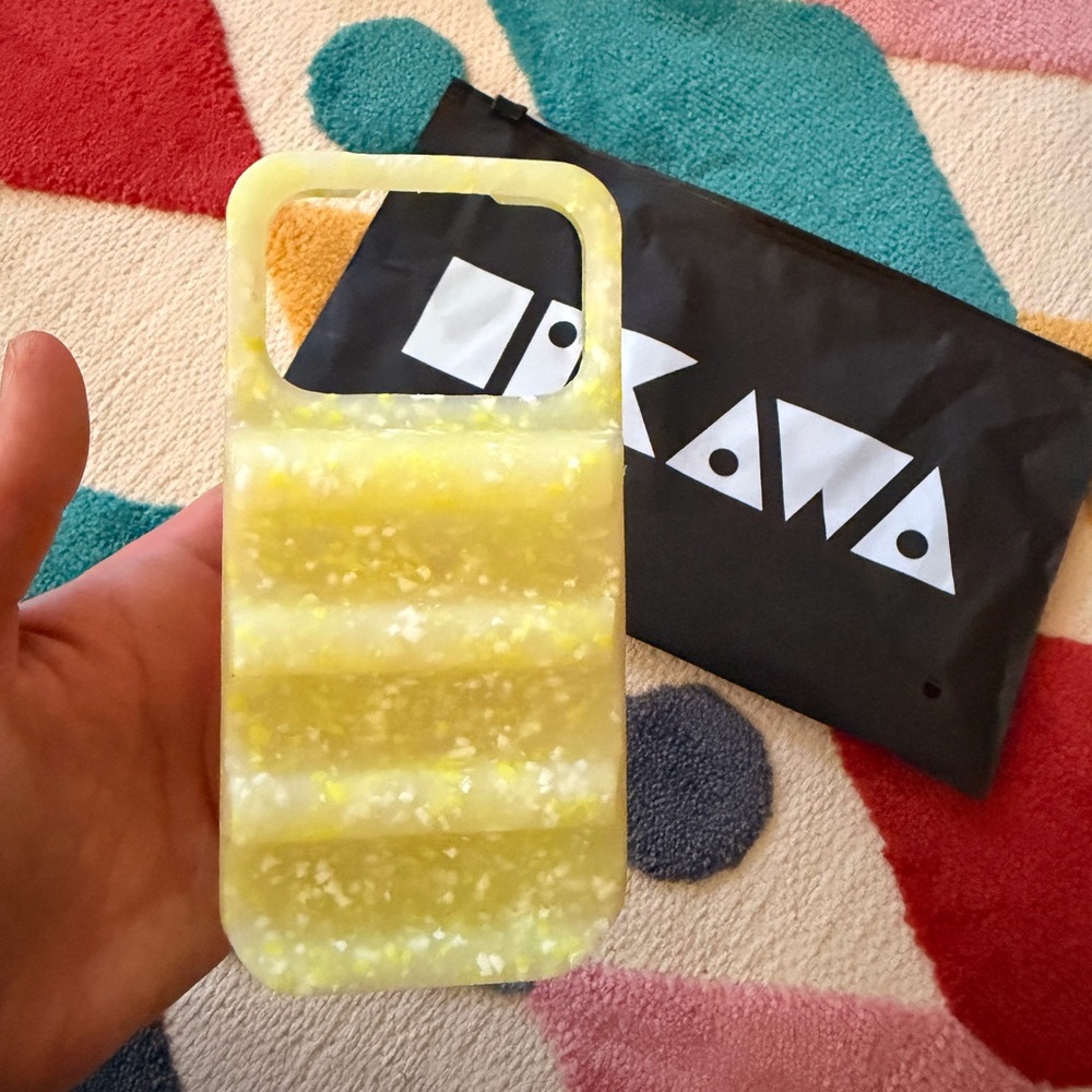 Bailey Hikawa Nima 17 Pro Case Chartreuse (Limited Edition)